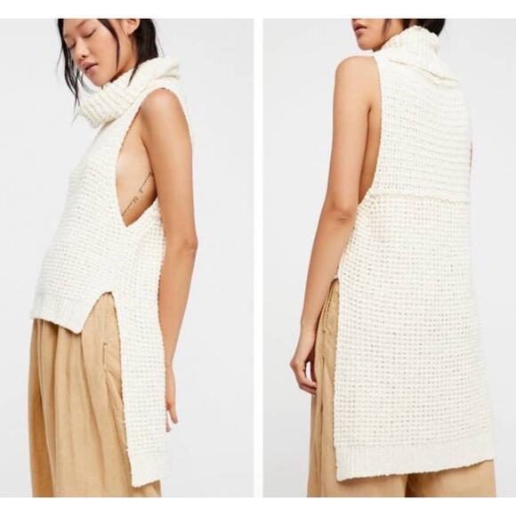 Free People Sweaters - Free People size small off white skyscraper sweater hi-low hem
